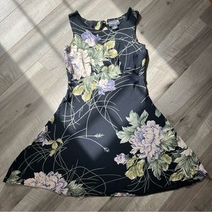 Vintage 1990s Nostalgia Floral Dress